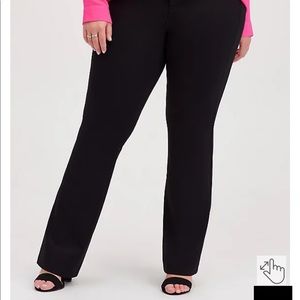 Torrid bombshell slim boot pant -Luxe Ponte - black 18R NWT